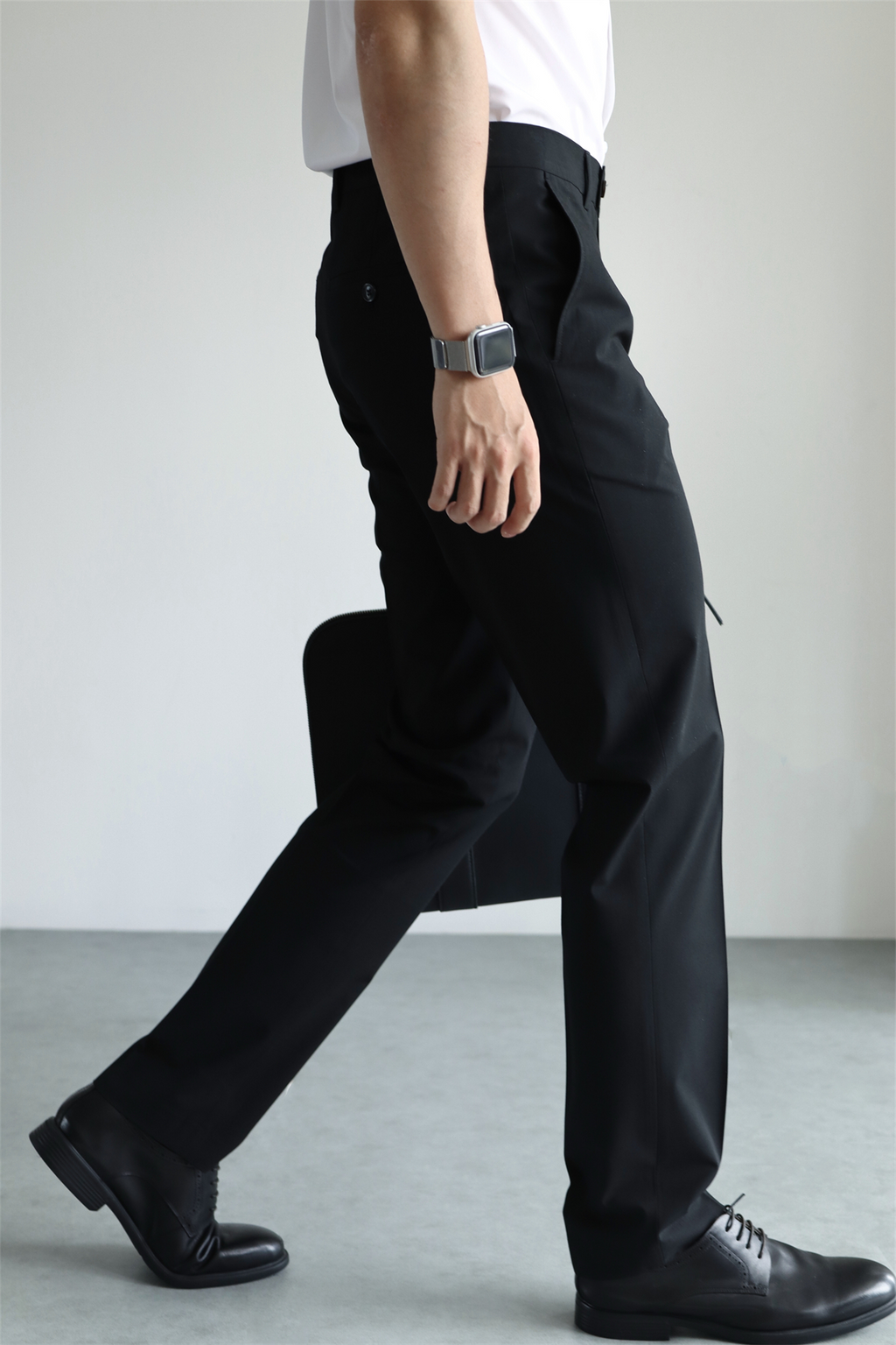MONSEN Suitory Non-Iron Slim Trousers in Performance Blend product image