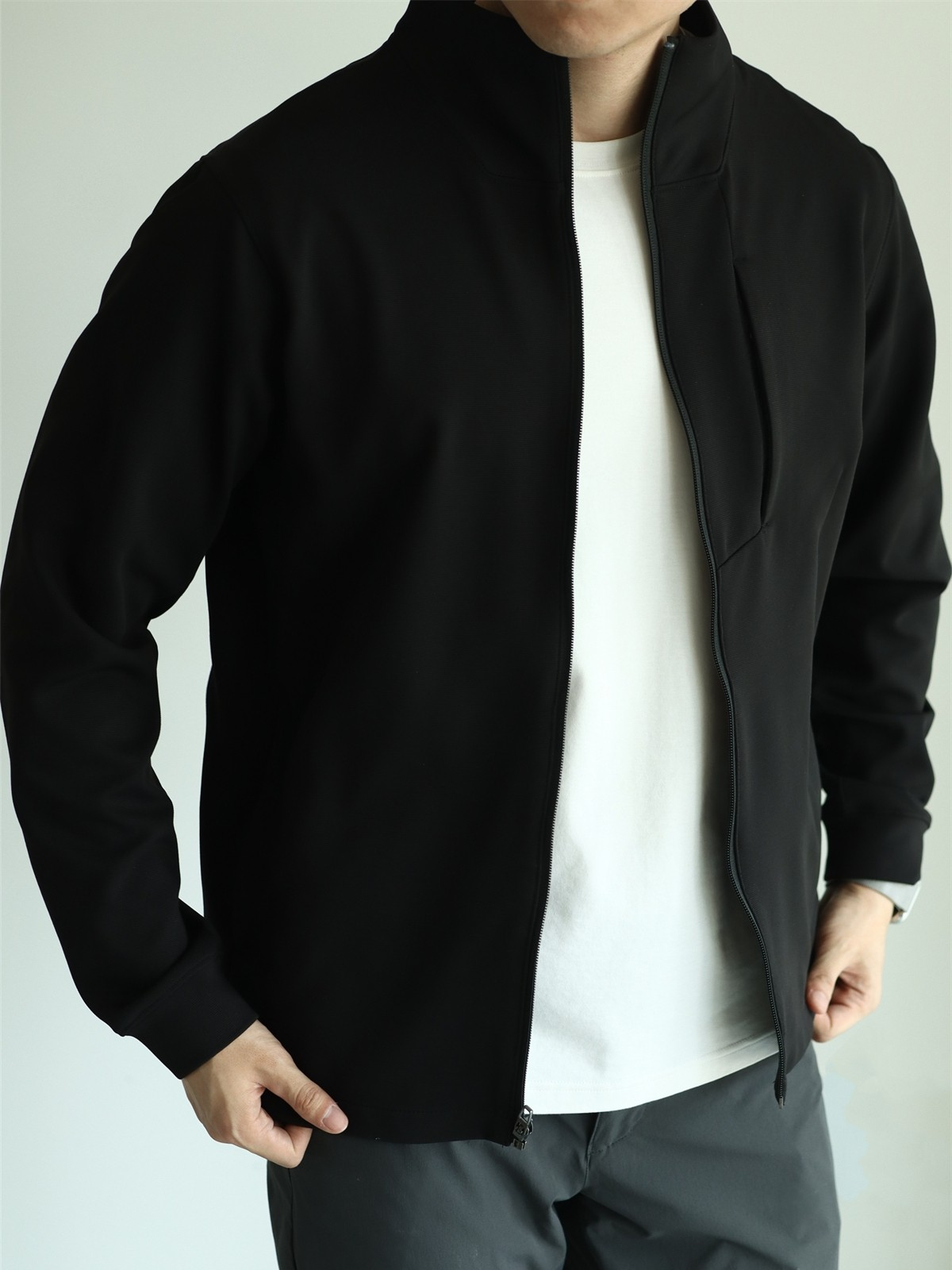 MONSEN Suitory 4-Way Stretch Stand-Collar Outerwear Jacket in Performance Blend product image