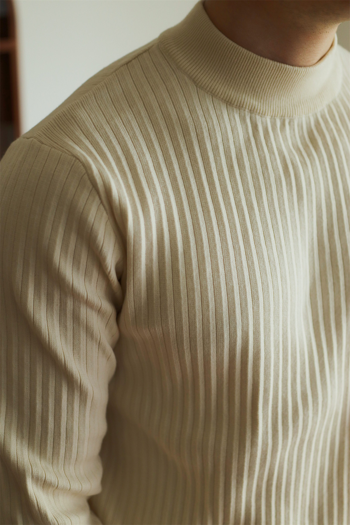 MONSEN Suitory Ribbed Mock Neck Knit Sweater in Fleece-Lined product image