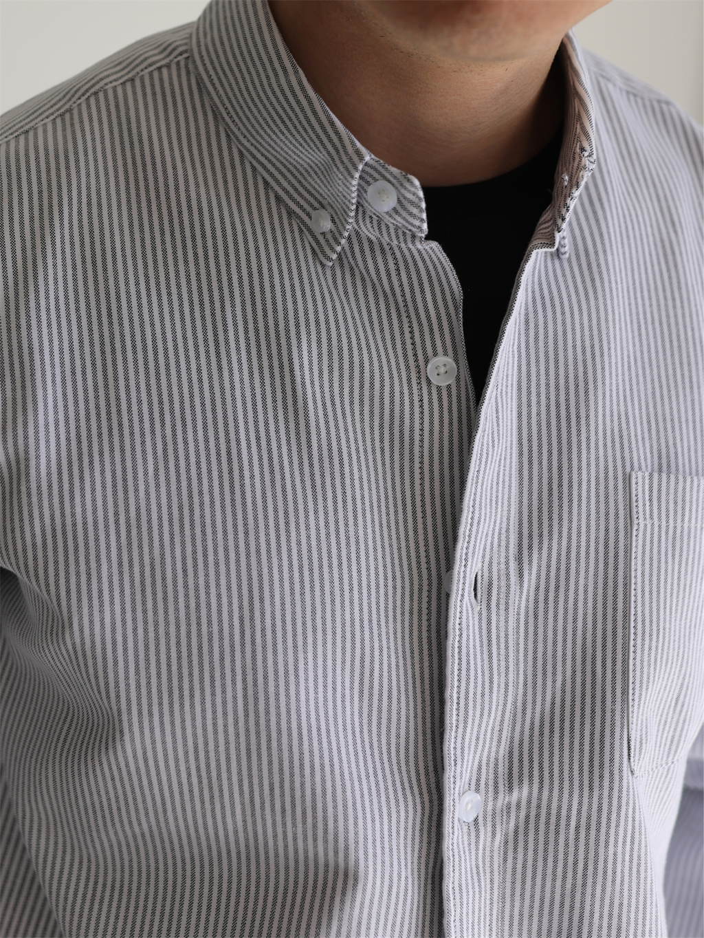 MONSEN Suitory Wrinkle-Resistant Oxford Stripe Shirt in Cotton product image