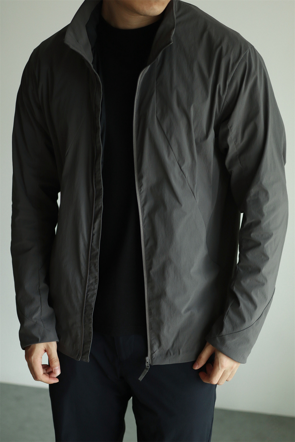MONSEN Suitory Lightweight Windproof Twill Stand-Collar Jacket product image
