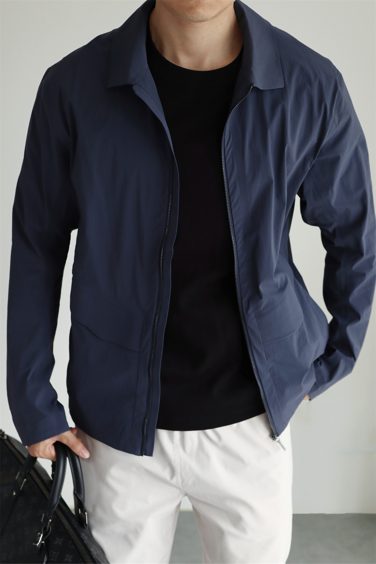 MONSEN Suitory Traveler Lightweight Seam-Sealed Jacket product image
