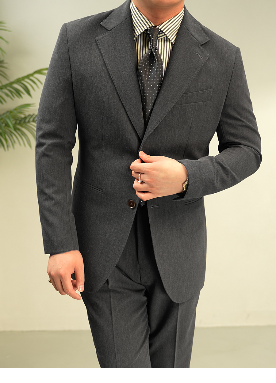 MONSEN Suitory Neapolitan Wrinkle-Resistant Suit in Performance Blend product image