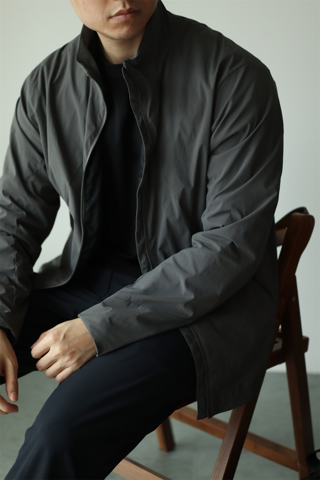 MONSEN Suitory Lightweight Windproof Twill Stand-Collar Jacket product image