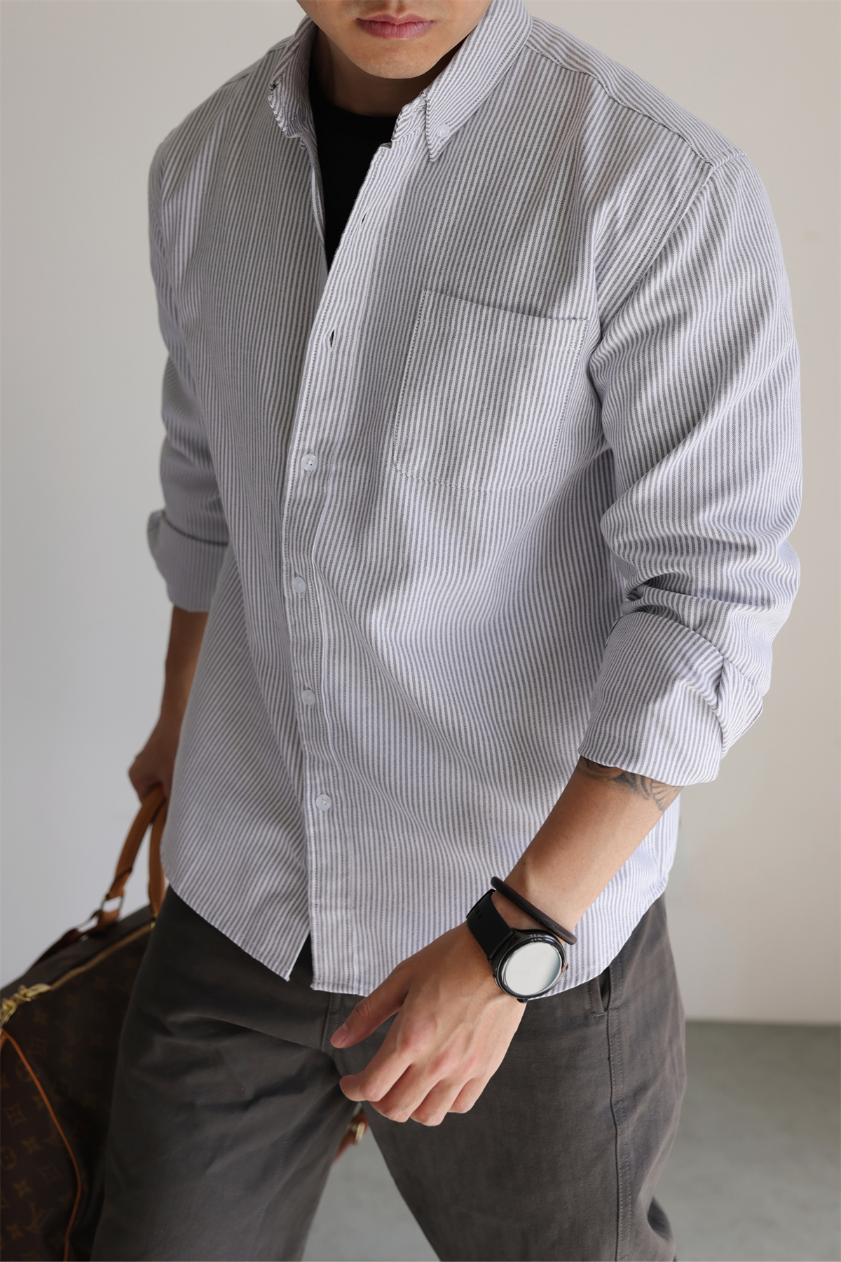 MONSEN Suitory Wrinkle-Resistant Oxford Stripe Shirt in Cotton product image