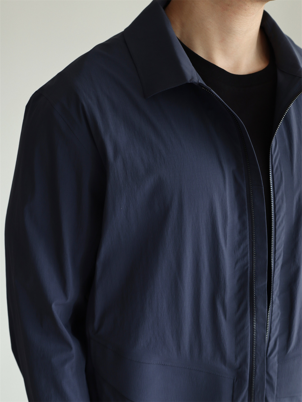 MONSEN Suitory Traveler Lightweight Seam-Sealed Jacket product image