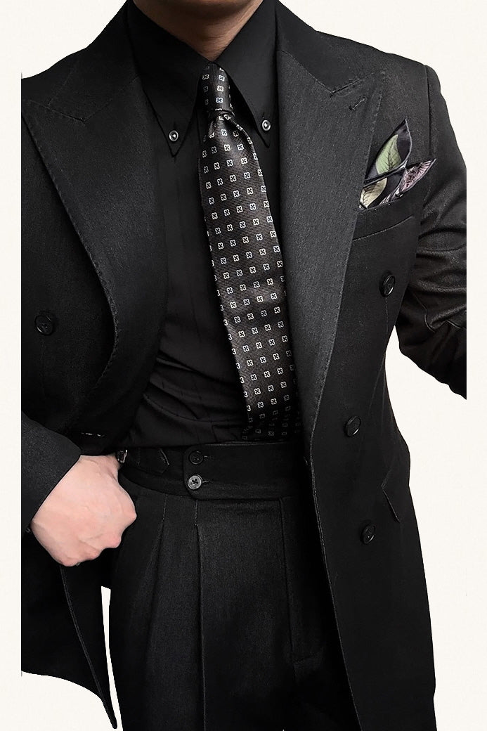 MONSEN Suitory Double-Breasted Peak-Lapel Suit in Performance Blend product image