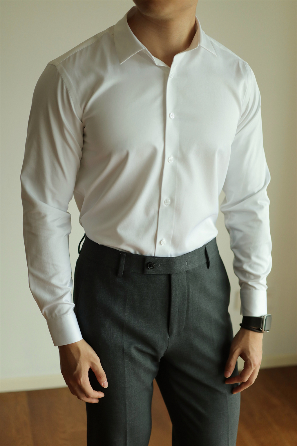 MONSEN Suitory Non-Iron Silky Stretch Dress Shirt in Silk Blend product image