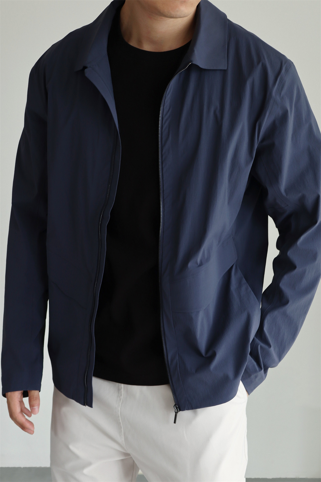 MONSEN Suitory Traveler Lightweight Seam-Sealed Jacket product image