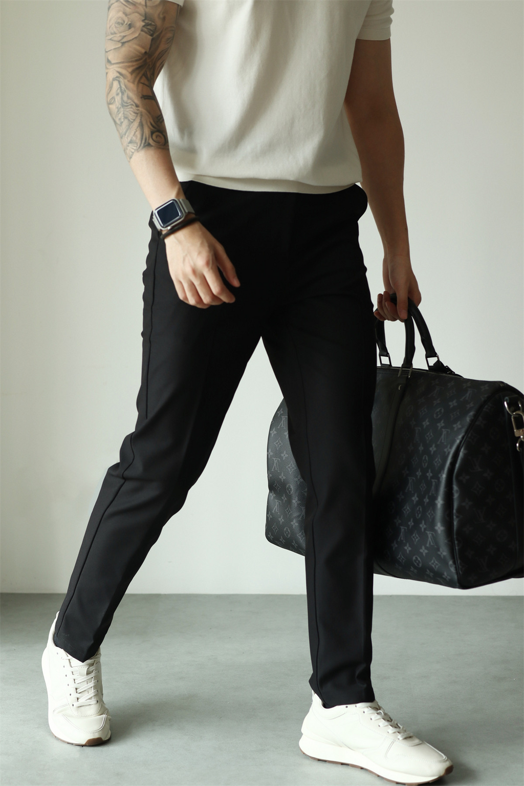 MONSEN Suitory Hidden-Elastic Waist Stretch Ankle Trousers in Performance Blend product image