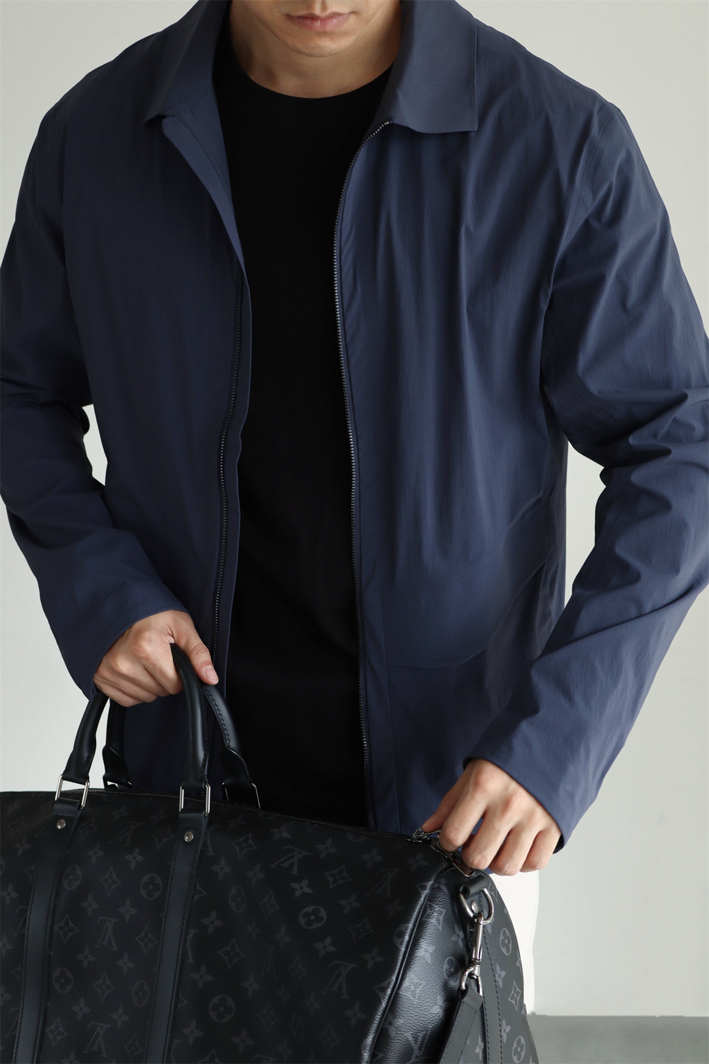 MONSEN Suitory Traveler Lightweight Seam-Sealed Jacket product image