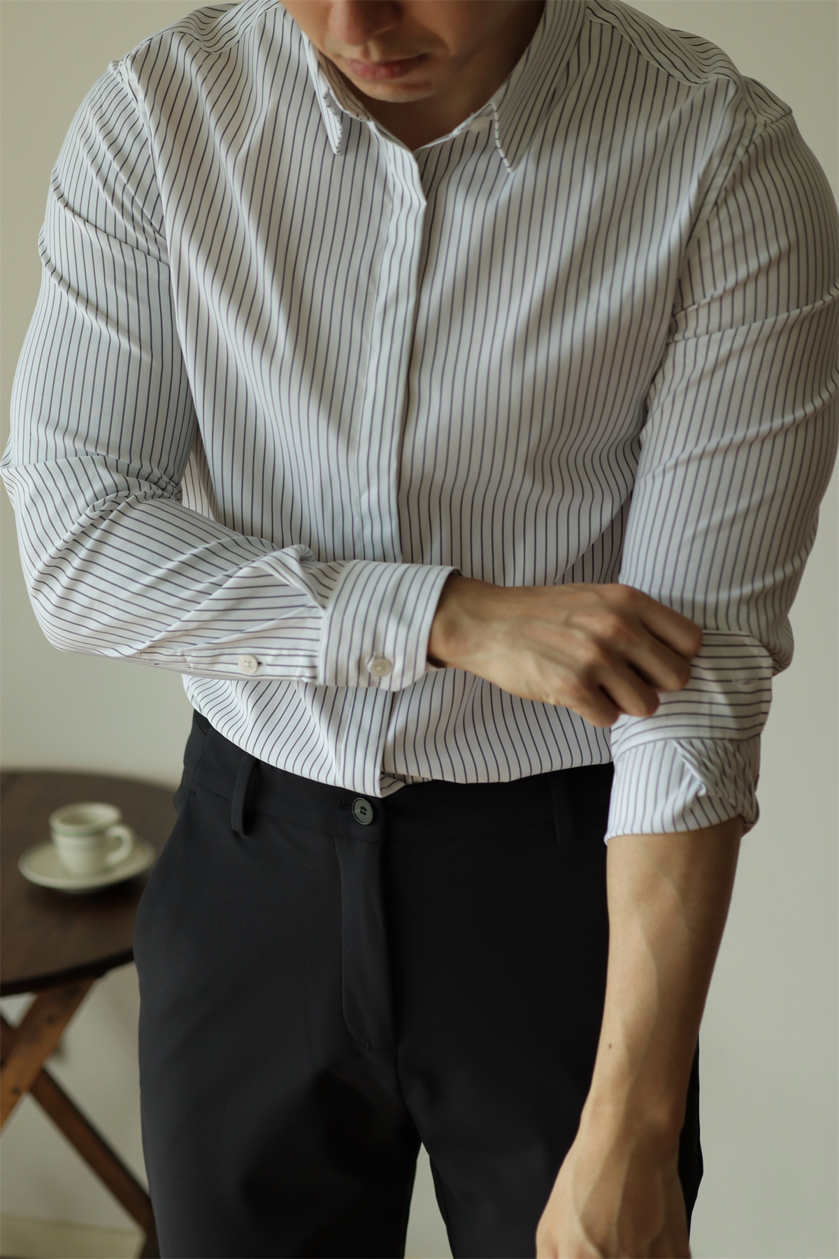 MONSEN Suitory Wrinkle-Free Striped Shirt in Performance Blend product image