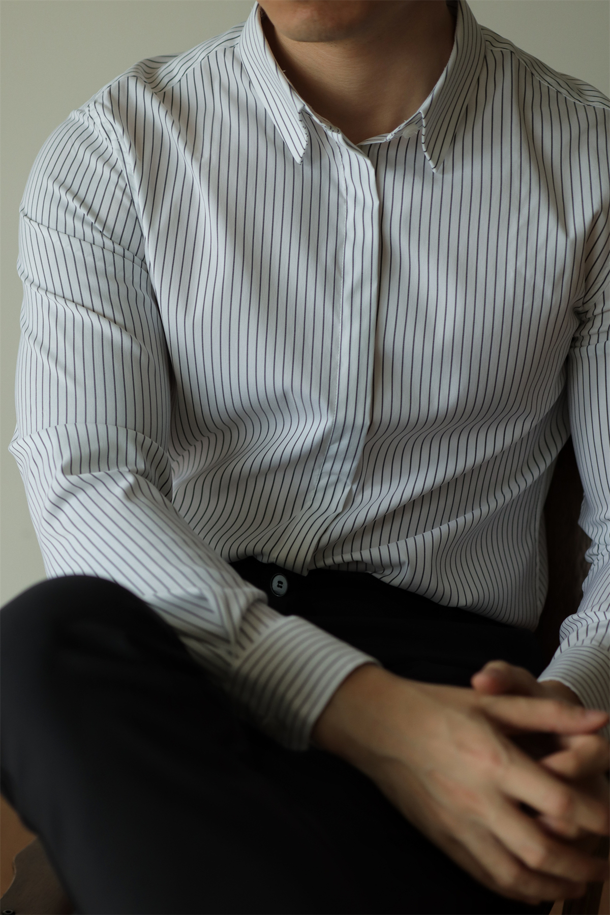 MONSEN Suitory Wrinkle-Free Striped Shirt in Performance Blend product image
