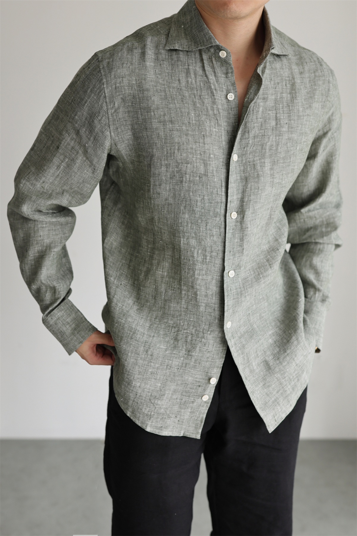 Two-Tone 100% Linen Shirt