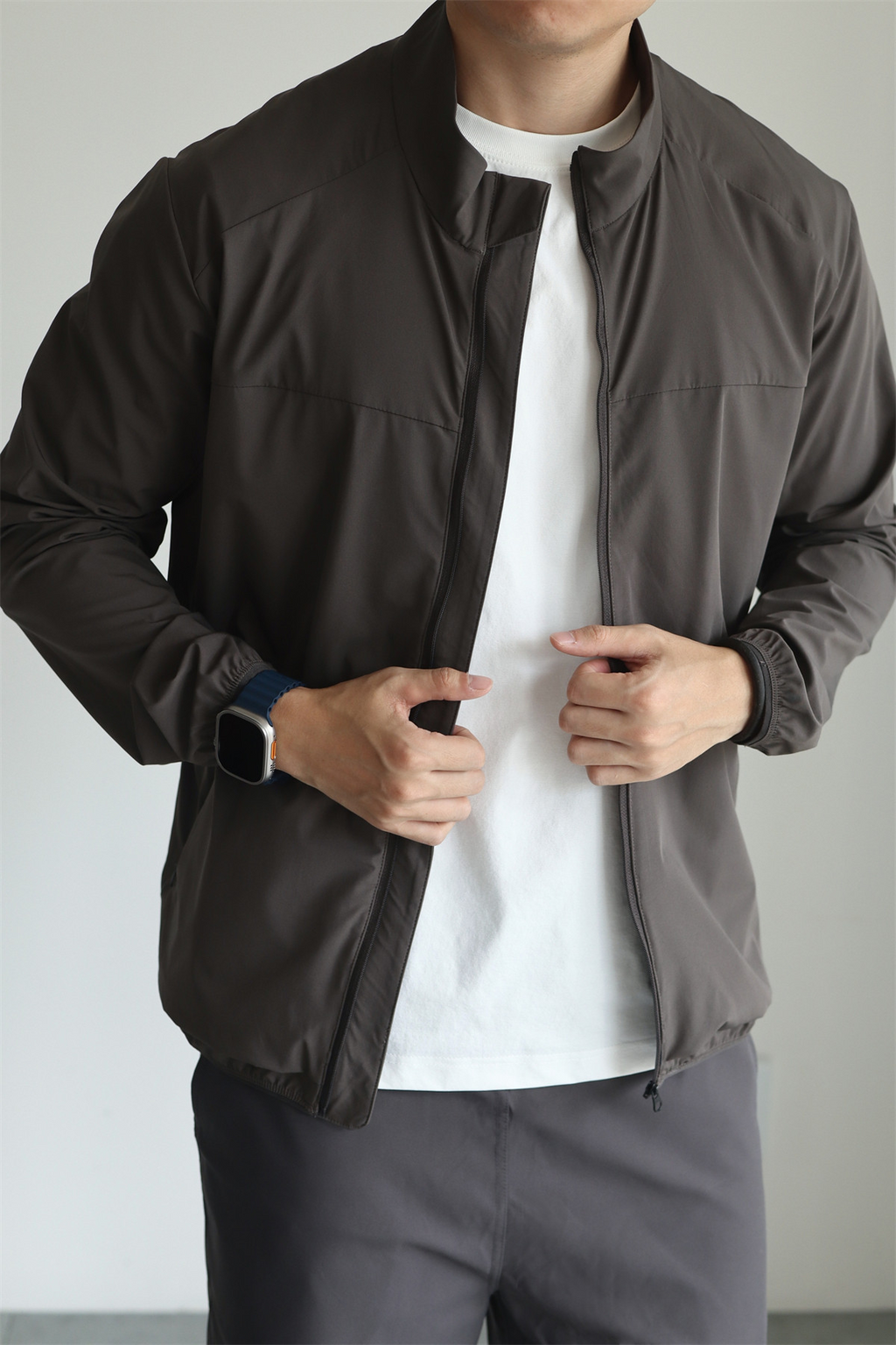 MONSEN Suitory Lightweight Breathable Quick-Dry Sun-Protection Stand-Collar Jacket product image