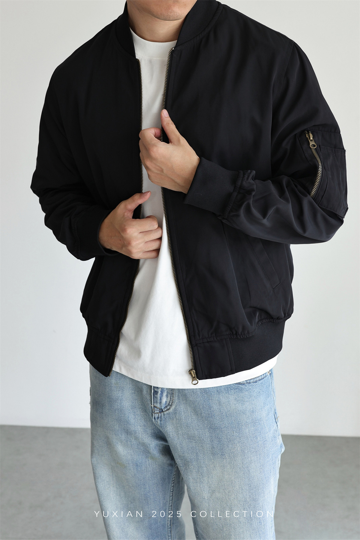 MONSEN Suitory Lightweight MA-1 Flight Jacket in Performance Blend product image