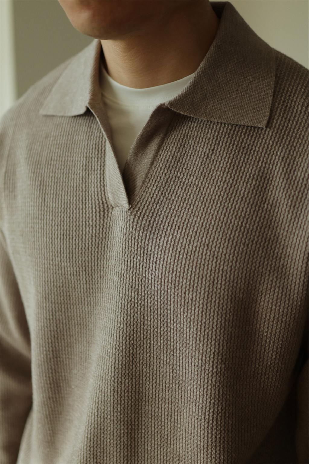 MONSEN Suitory V-Neck Heavyweight Knit Polo in Performance Blend product image