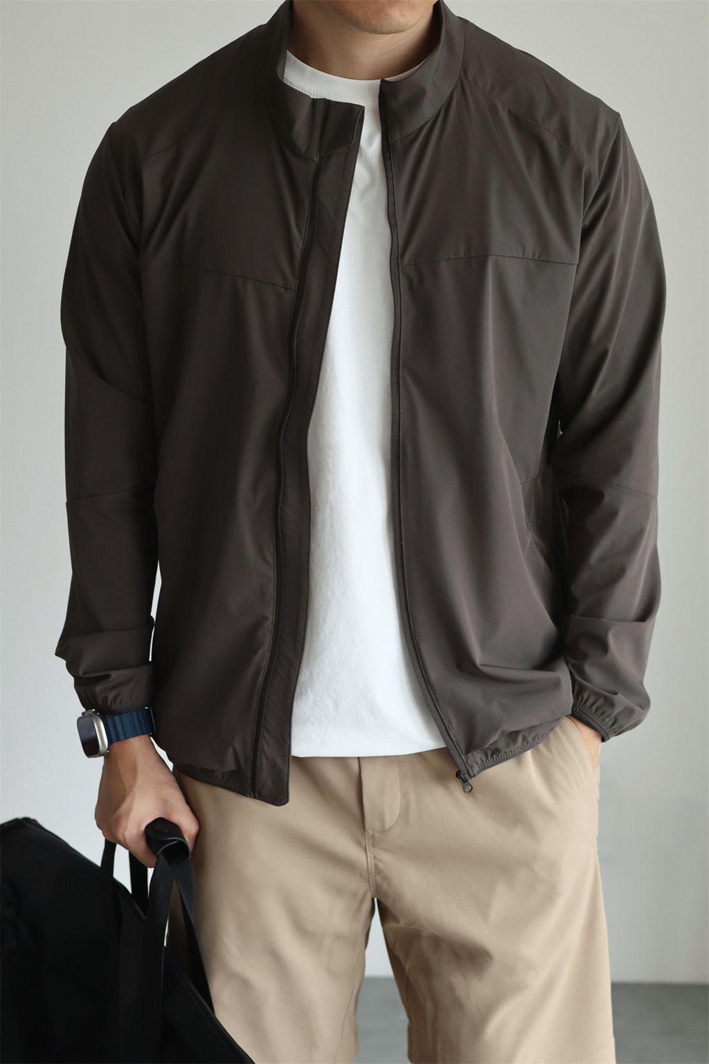 MONSEN Suitory Lightweight Breathable Quick-Dry Sun-Protection Stand-Collar Jacket product image