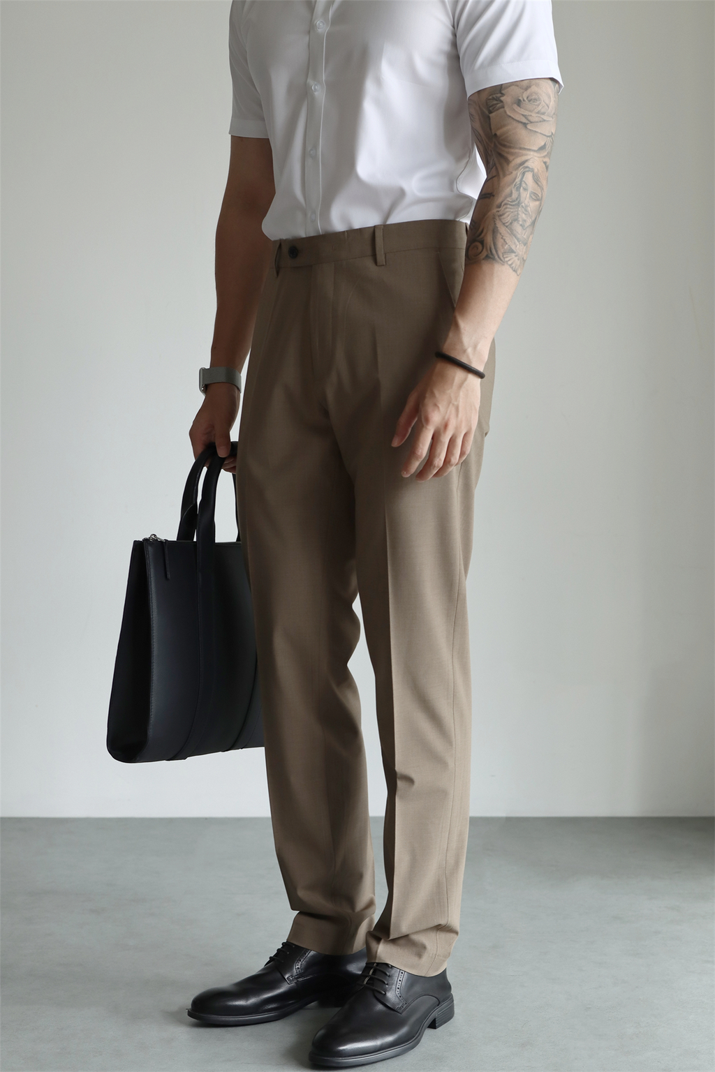 MONSEN Suitory Non-Iron Slim Trousers in Performance Blend product image
