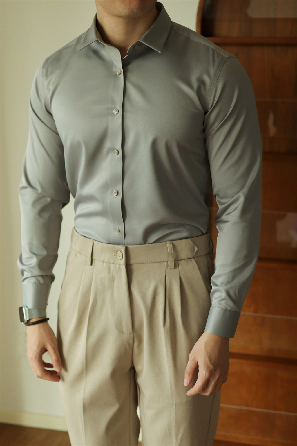 MONSEN Suitory Non-Iron Silky Stretch Dress Shirt in Silk Blend product image