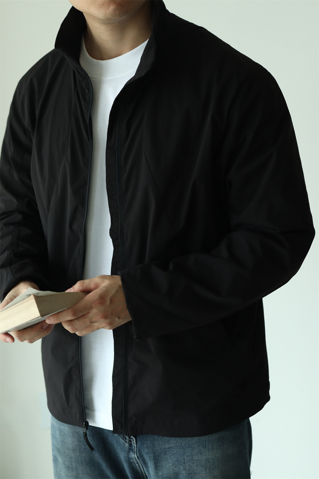 MONSEN Suitory Lightweight Windproof Twill Stand-Collar Jacket product image