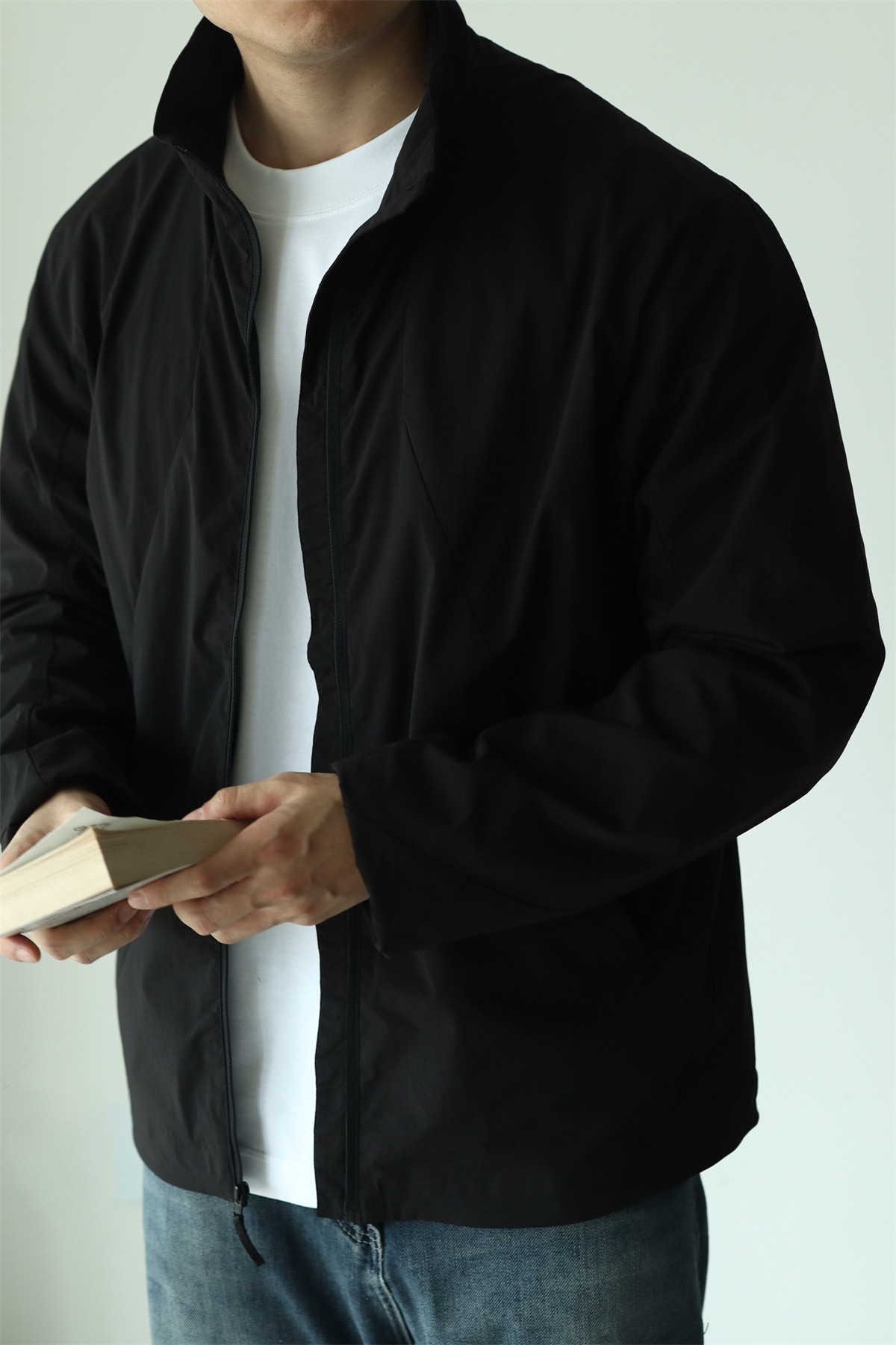 MONSEN Suitory Lightweight Windproof Twill Stand-Collar Jacket product image