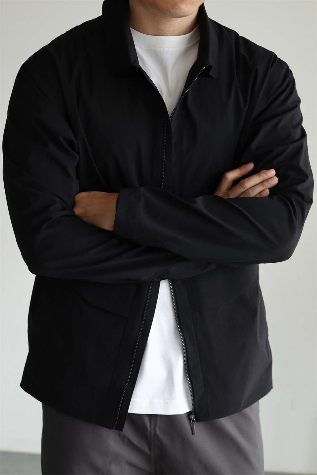MONSEN Suitory Traveler Lightweight Seam-Sealed Jacket product image