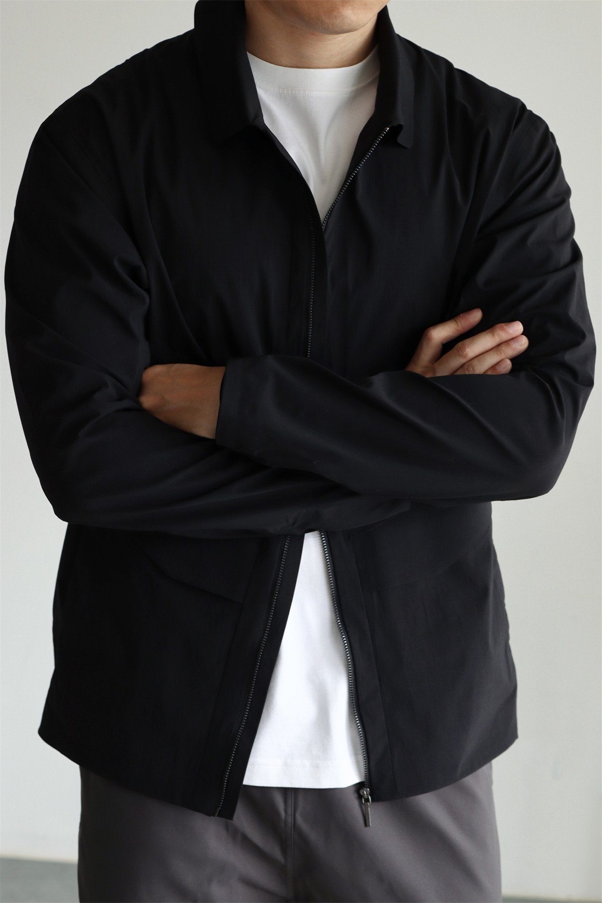 MONSEN Suitory Traveler Lightweight Seam-Sealed Jacket product image