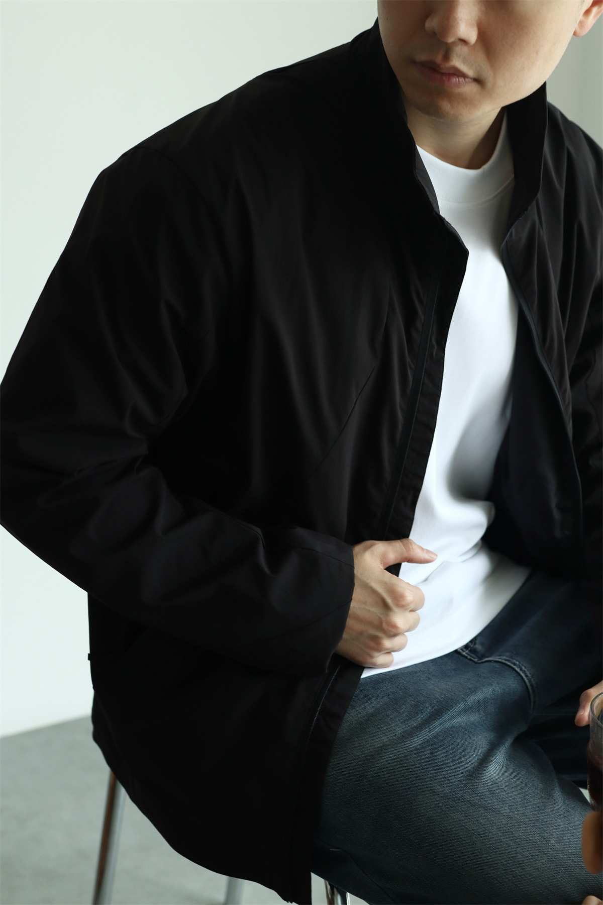 MONSEN Suitory Lightweight Windproof Twill Stand-Collar Jacket product image