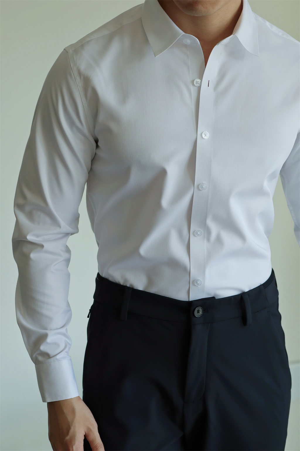 MONSEN Suitory Bamboo-Fiber Non-Iron Shirt in Bamboo Blend product image