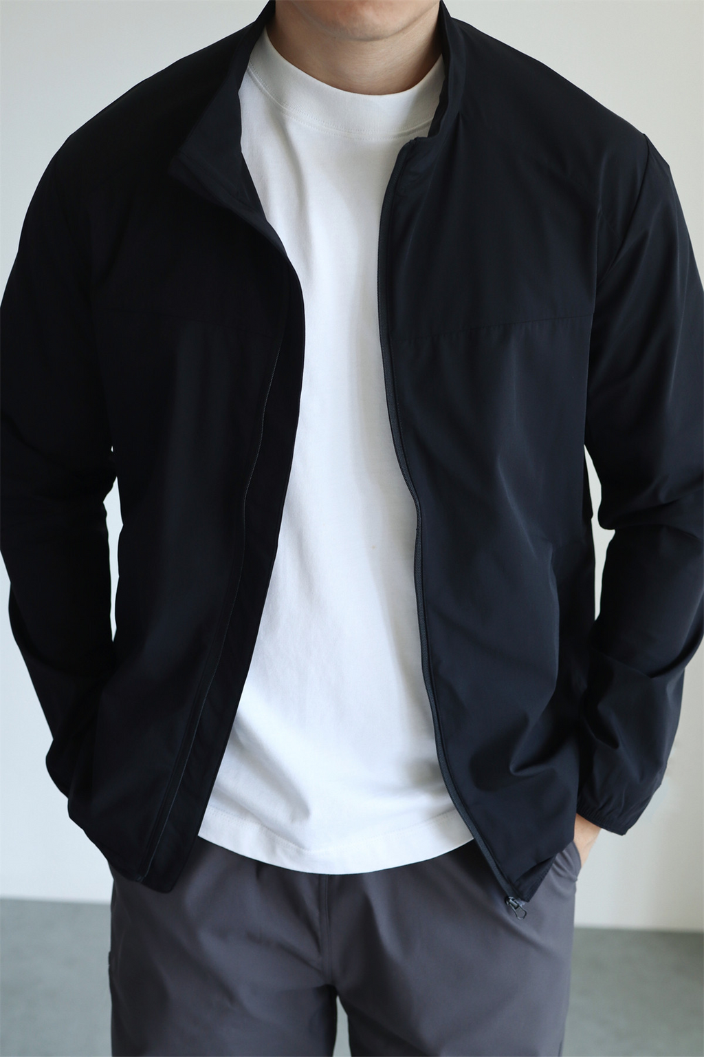 MONSEN Suitory Lightweight Breathable Quick-Dry Sun-Protection Stand-Collar Jacket product image