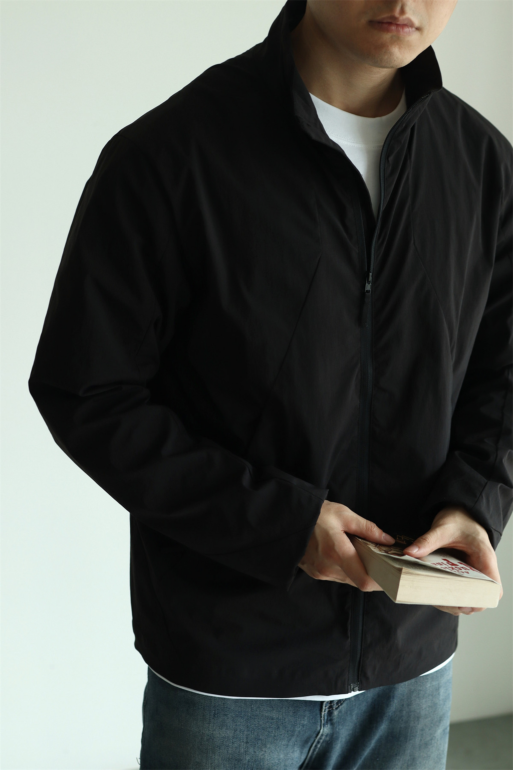 MONSEN Suitory Lightweight Windproof Twill Stand-Collar Jacket product image