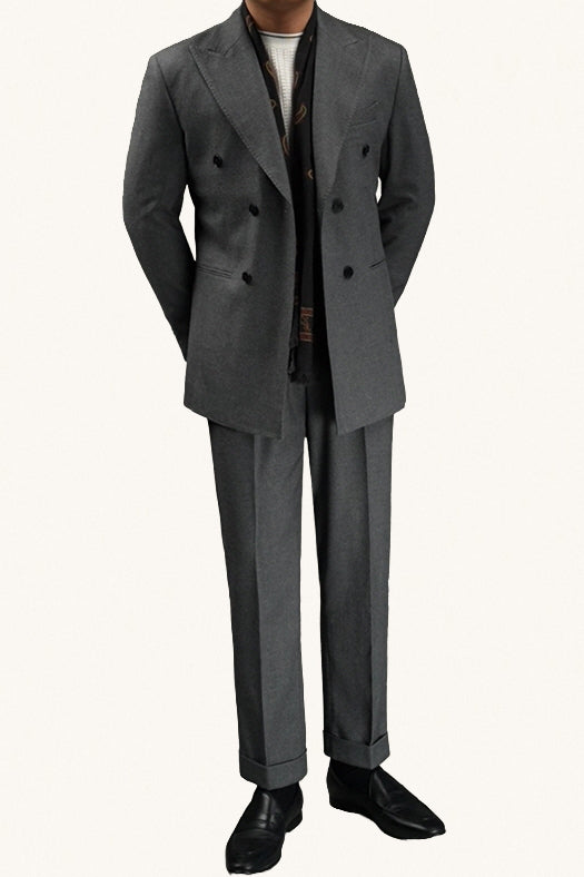 MONSEN Suitory Double-Breasted Peak-Lapel Suit in Performance Blend product image