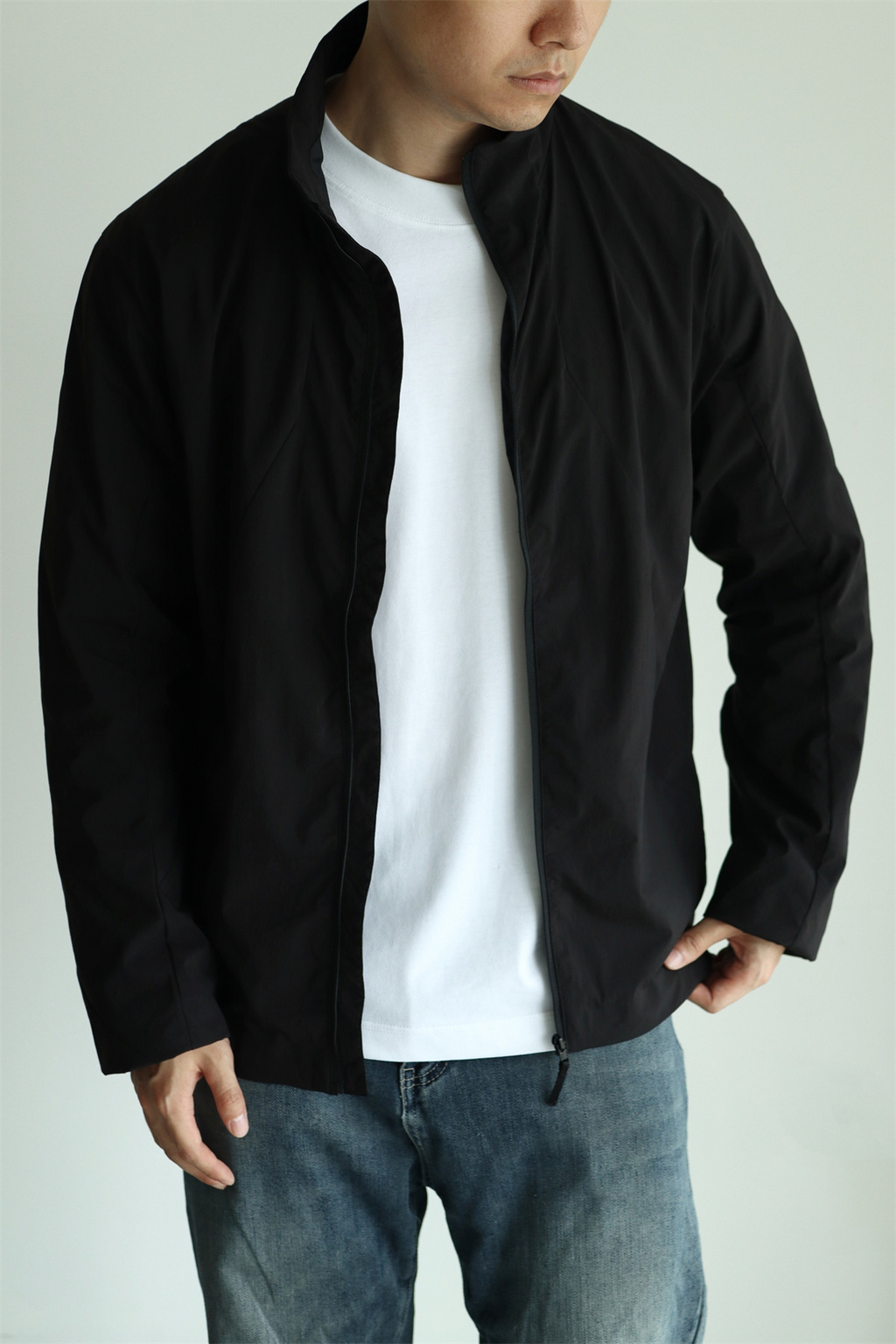 MONSEN Suitory Lightweight Windproof Twill Stand-Collar Jacket product image