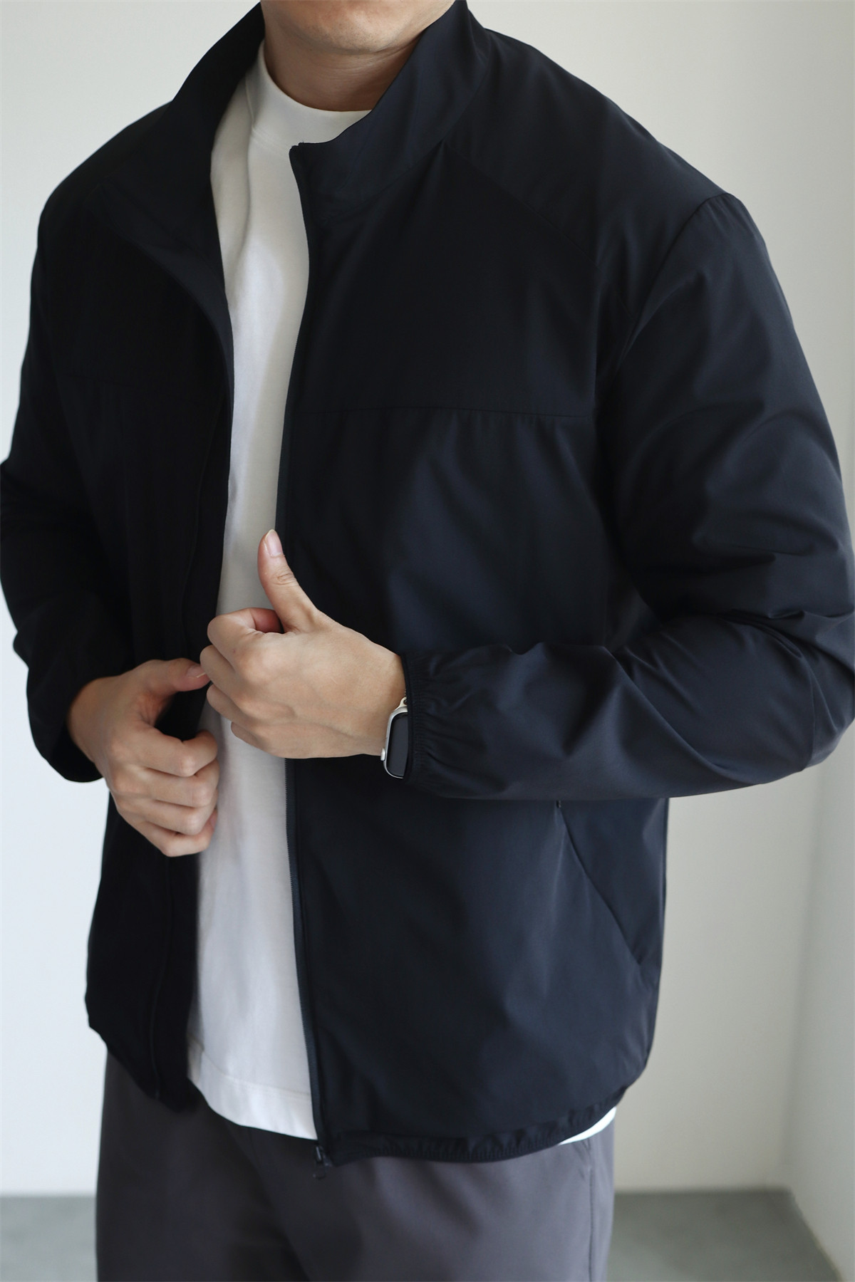 MONSEN Suitory Lightweight Breathable Quick-Dry Sun-Protection Stand-Collar Jacket product image