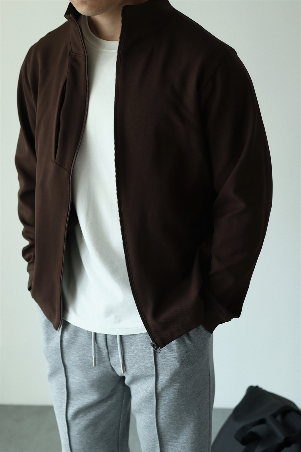 MONSEN Suitory 4-Way Stretch Stand-Collar Outerwear Jacket in Performance Blend product image