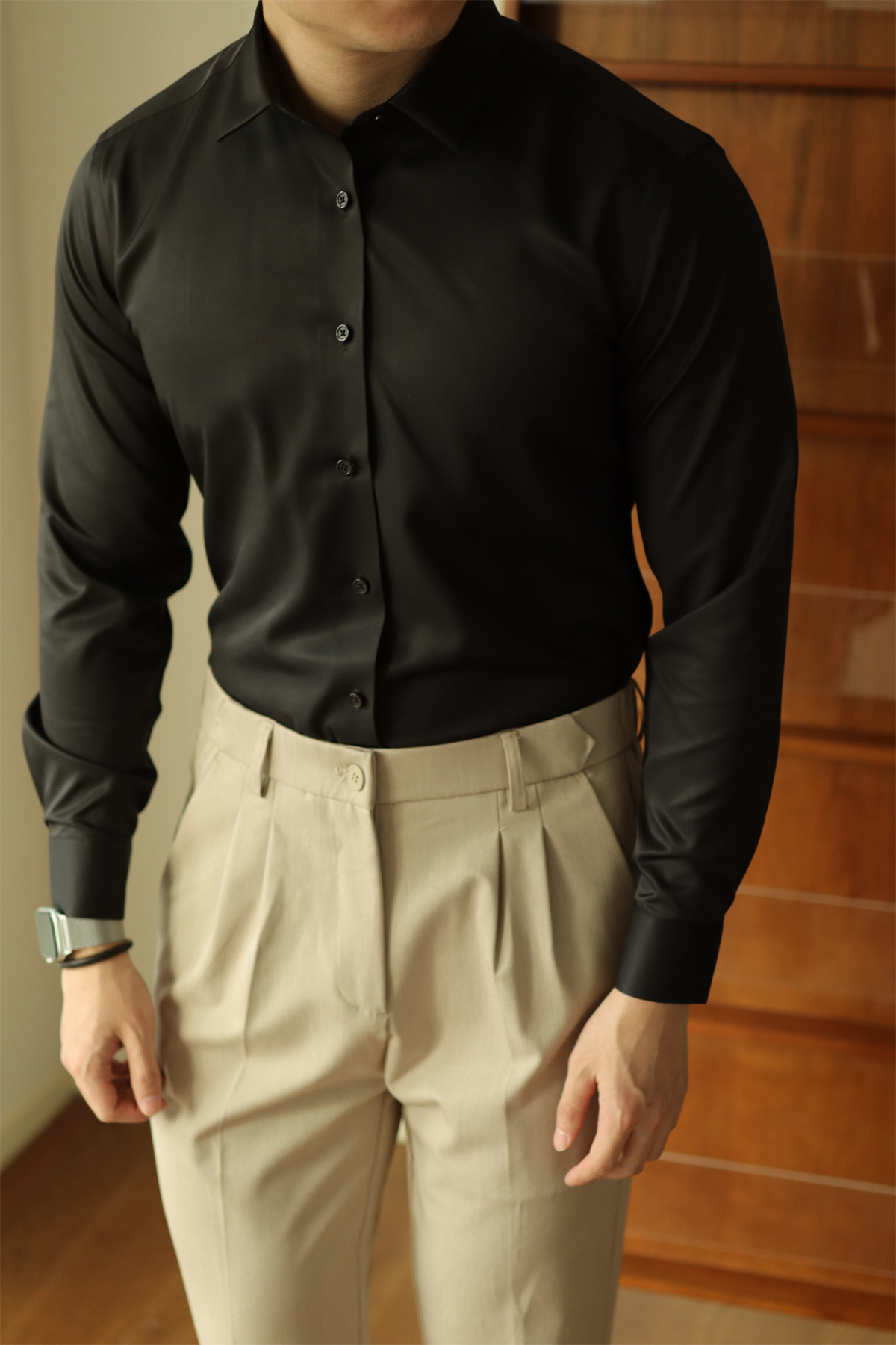 MONSEN Suitory Non-Iron Silky Stretch Dress Shirt in Silk Blend product image