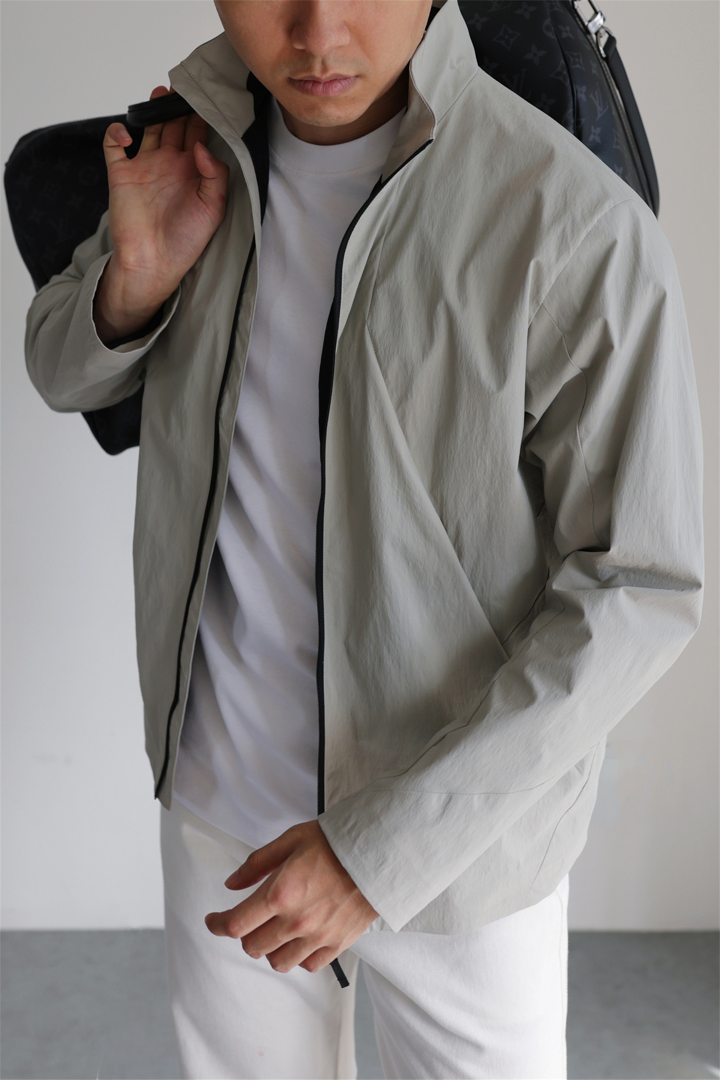 MONSEN Suitory Lightweight Windproof Twill Stand-Collar Jacket product image
