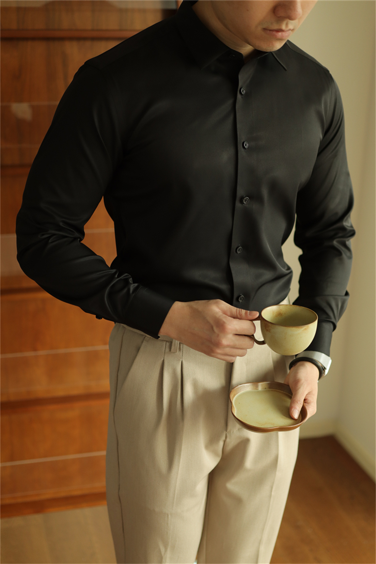 MONSEN Suitory Non-Iron Silky Stretch Dress Shirt in Silk Blend product image