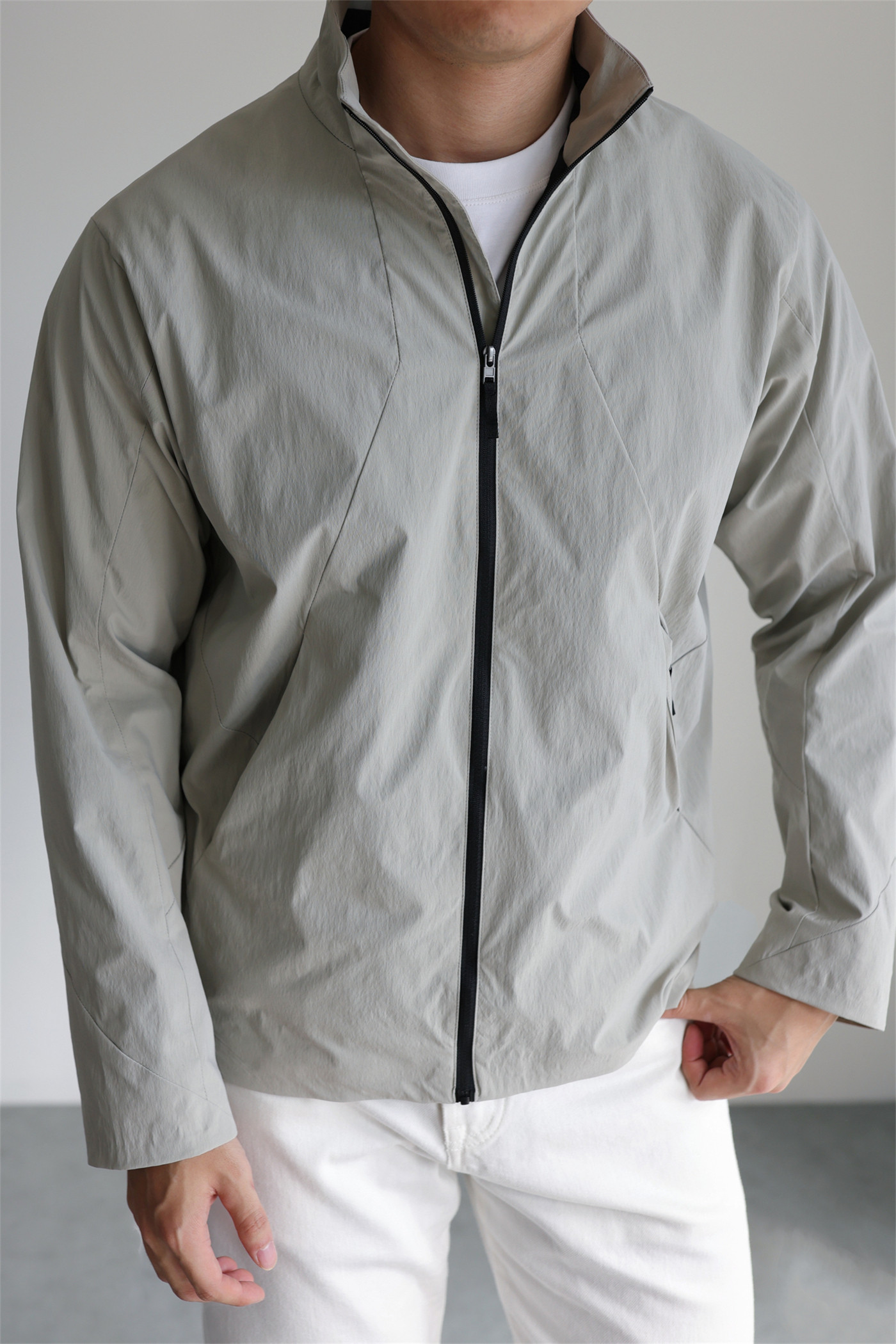 MONSEN Suitory Lightweight Windproof Twill Stand-Collar Jacket product image
