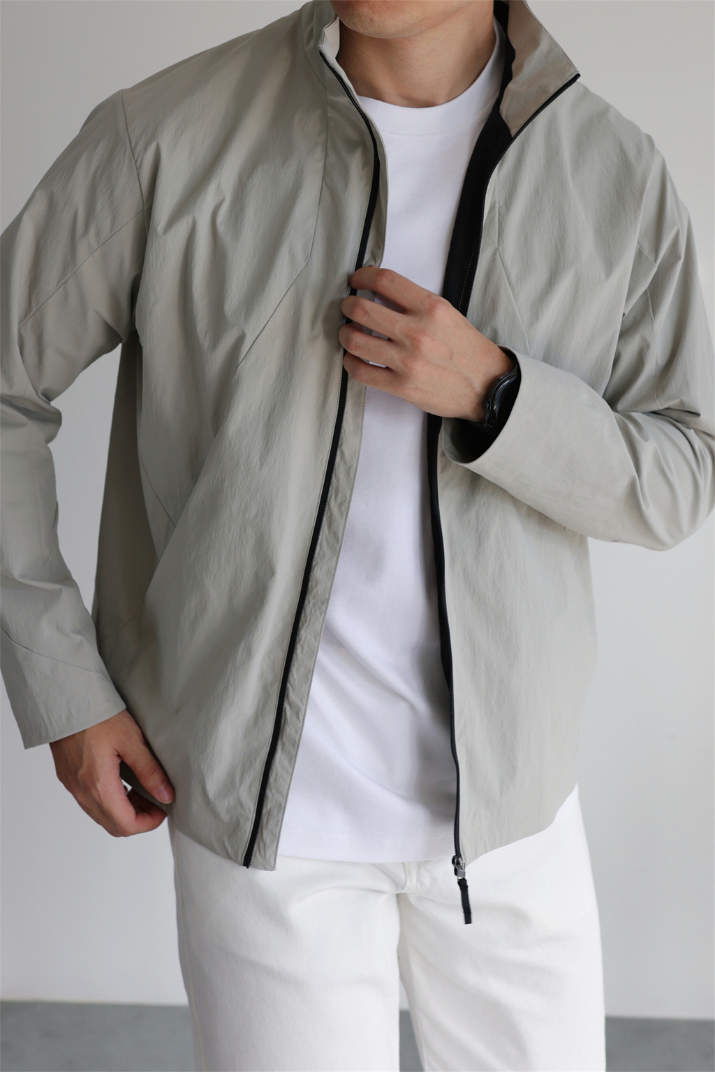 MONSEN Suitory Lightweight Windproof Twill Stand-Collar Jacket product image