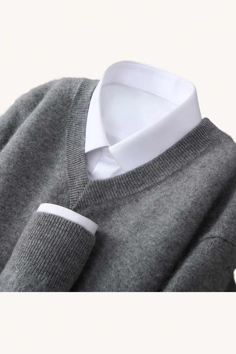 MONSEN Suitory 100% Wool V-Neck Sweater product image