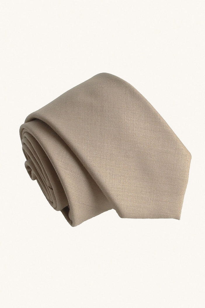 MONSEN Suitory Solid Knit Tie (Hand-Tied Style) front view