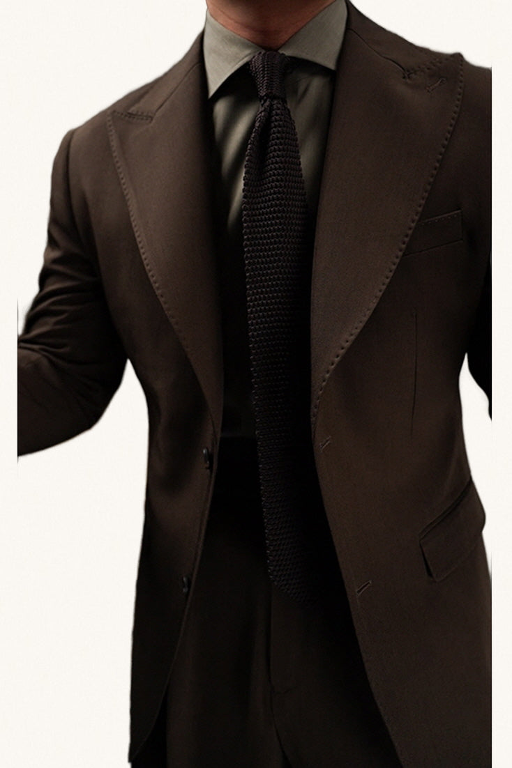 MONSEN Suitory Naples Retro Peaked Lapel Suit in Performance Blend product image