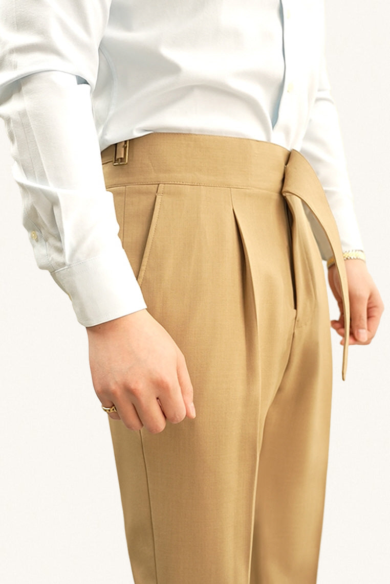 MONSEN Suitory Single-Pleated Trousers in Performance Blend product image