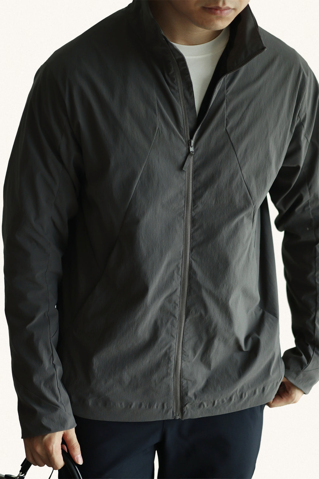 MONSEN Suitory Lightweight Windproof Twill Stand-Collar Jacket product image