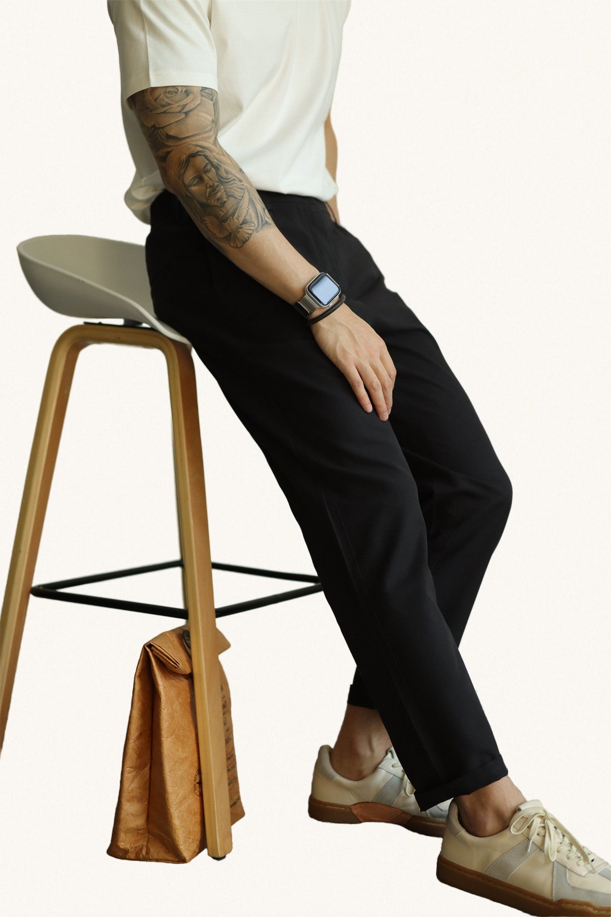 MONSEN Suitory Tencel Straight-Leg Cropped Trousers product image