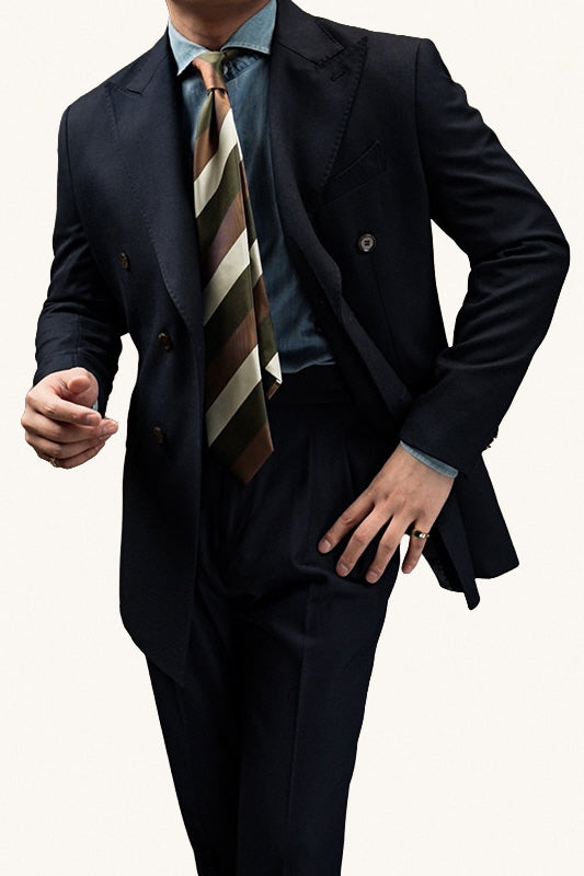 MONSEN Suitory Double-Breasted Peak Lapel Suit Set in Wool product image
