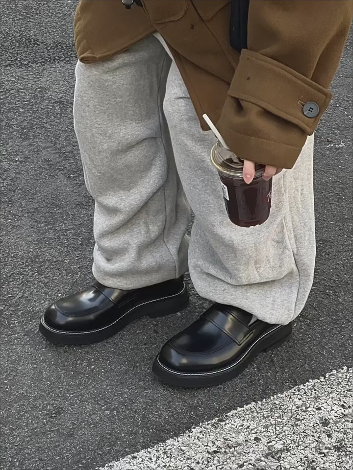Glossy Cowhide Lift Loafers